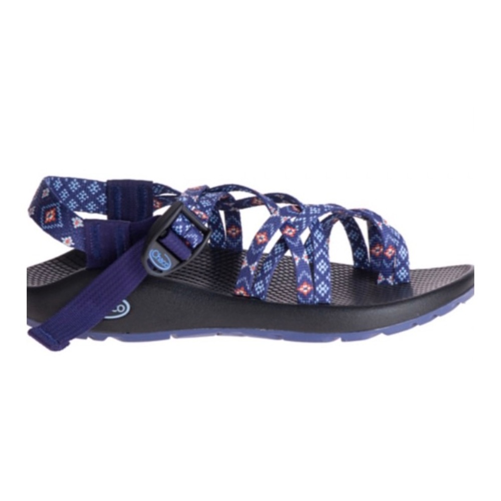 Chacos Size 8